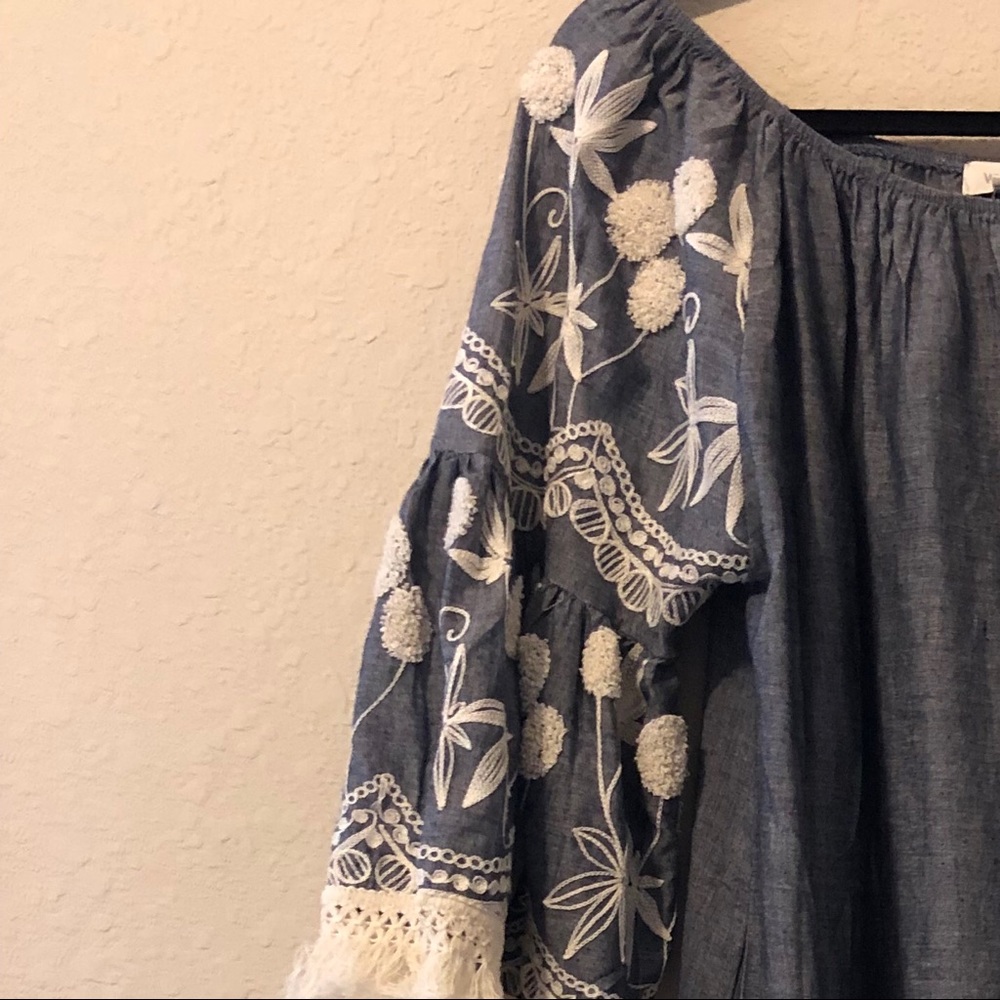 Velzera Boho off/on shoulder chambray dress NWOT